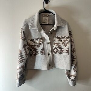 Stoosh Boutique Brand Aztec Brown & Beige Cropped Shacket Size Medium Western